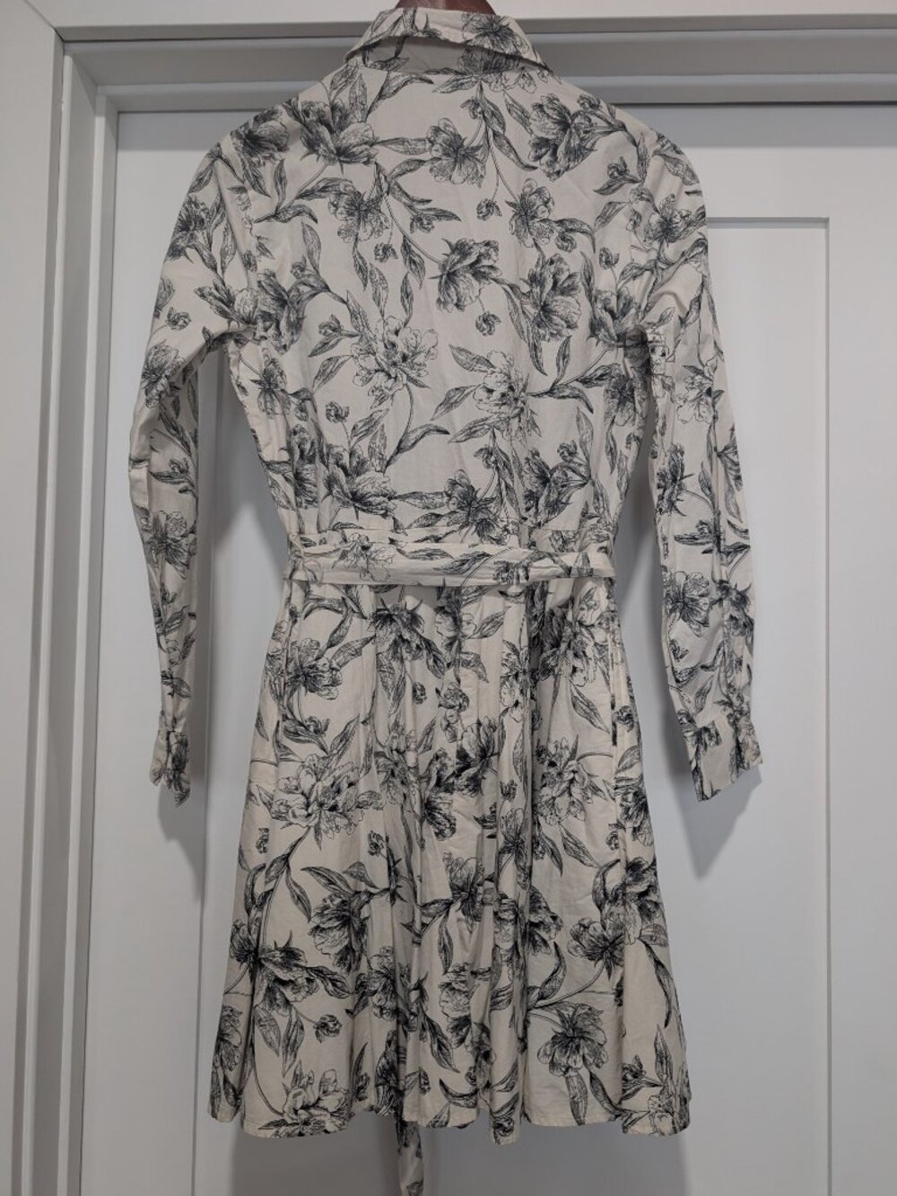 1 piece off-white floral print dress by a new day NWT size xs - Picture 4 of 5